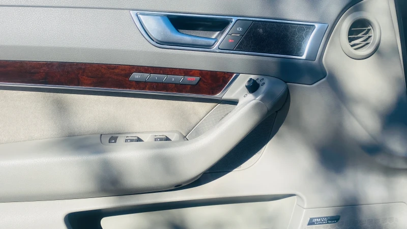 Audi A6 4.2, снимка 9 - Автомобили и джипове - 53194308