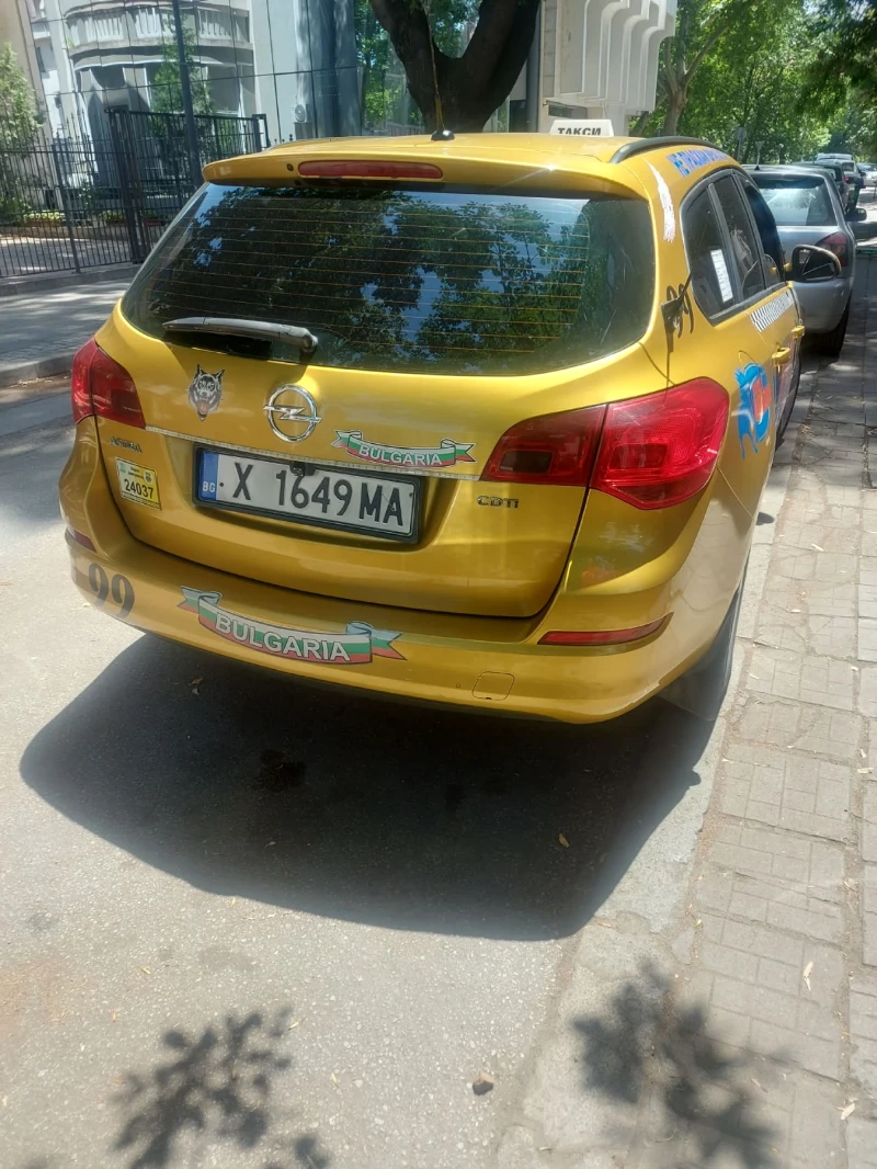 Opel Astra, снимка 5 - Автомобили и джипове - 53208298