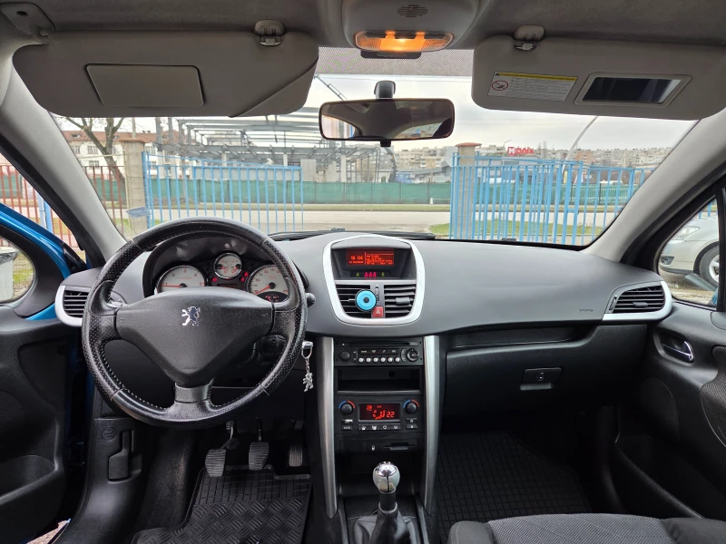 Peugeot 207 1.6HDI Bussines stile 5dr Euro4, снимка 9 - Автомобили и джипове - 53327801