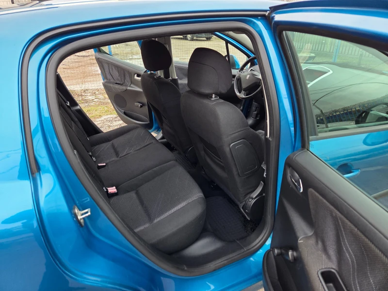 Peugeot 207 1.6HDI Bussines stile 5dr Euro4, снимка 12 - Автомобили и джипове - 53327801