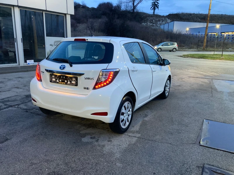 Toyota Yaris 1.5 75ks Hibrid Avtomat 150000km Original, снимка 3 - Автомобили и джипове - 53419798