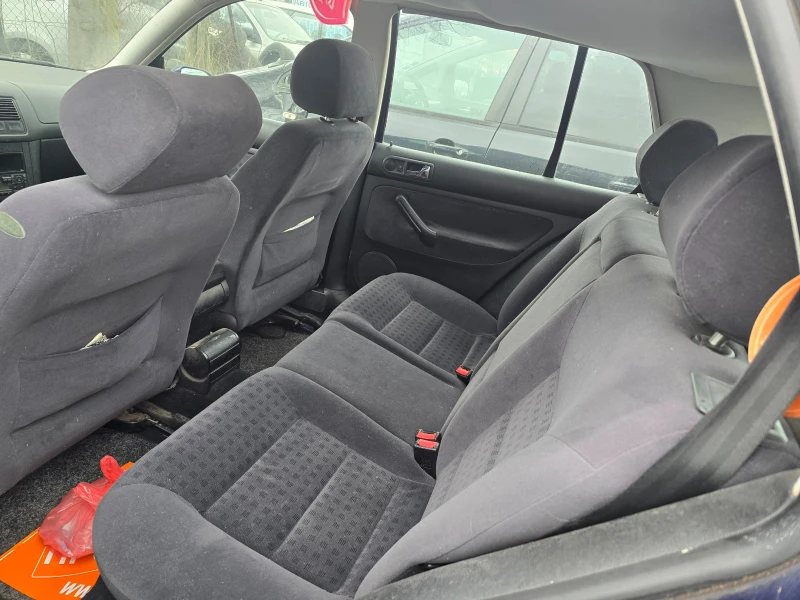 VW Golf 1.6i/105hp/ПЕРФЕКТЕН, снимка 11 - Автомобили и джипове - 53439054