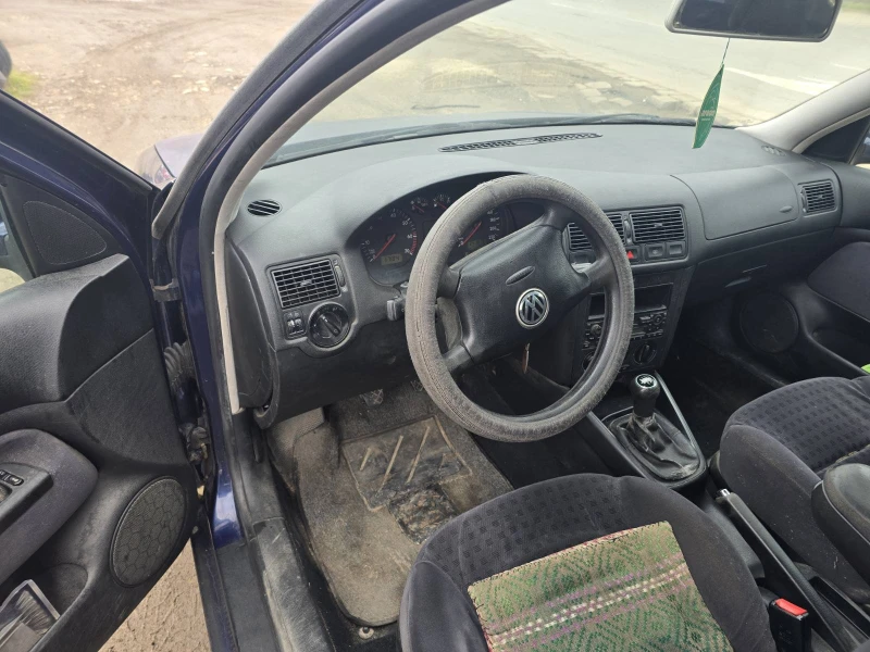 VW Golf 1.6i/105hp/ПЕРФЕКТЕН, снимка 7 - Автомобили и джипове - 53439054