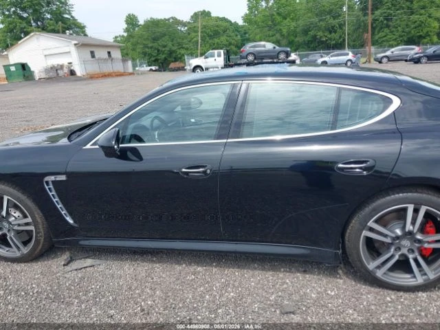 Porsche Panamera TURBO* DISTRONIC* КОЖА* ПОДГРЕВ* , снимка 5 - Автомобили и джипове - 54833792