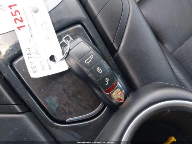 Porsche Panamera TURBO* DISTRONIC* КОЖА* ПОДГРЕВ* , снимка 15 - Автомобили и джипове - 54833792
