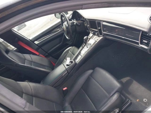 Porsche Panamera TURBO* DISTRONIC* КОЖА* ПОДГРЕВ* , снимка 11 - Автомобили и джипове - 54833792