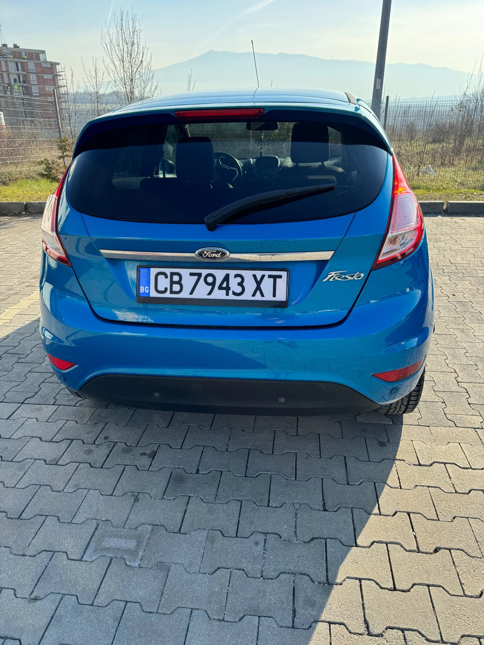 Ford Fiesta 1.4i 16V GAS - изображение 10