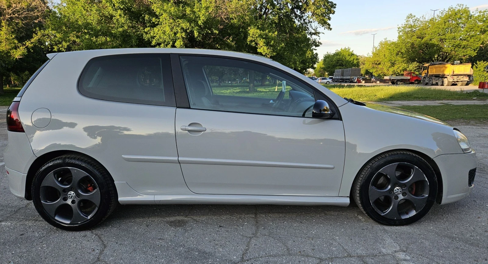 VW Golf 2.0 GT..SPORT  - изображение 2