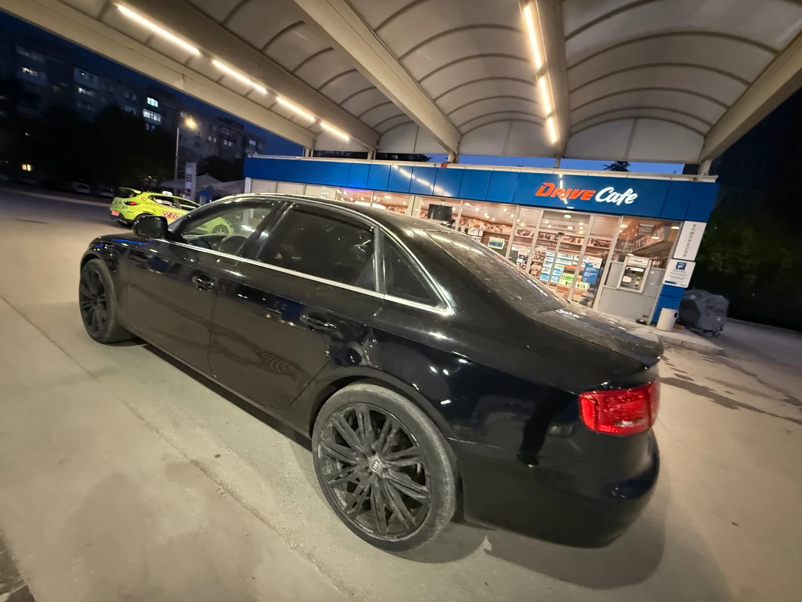 Audi A4 2.0TDI* LED* Подгрев - изображение 5