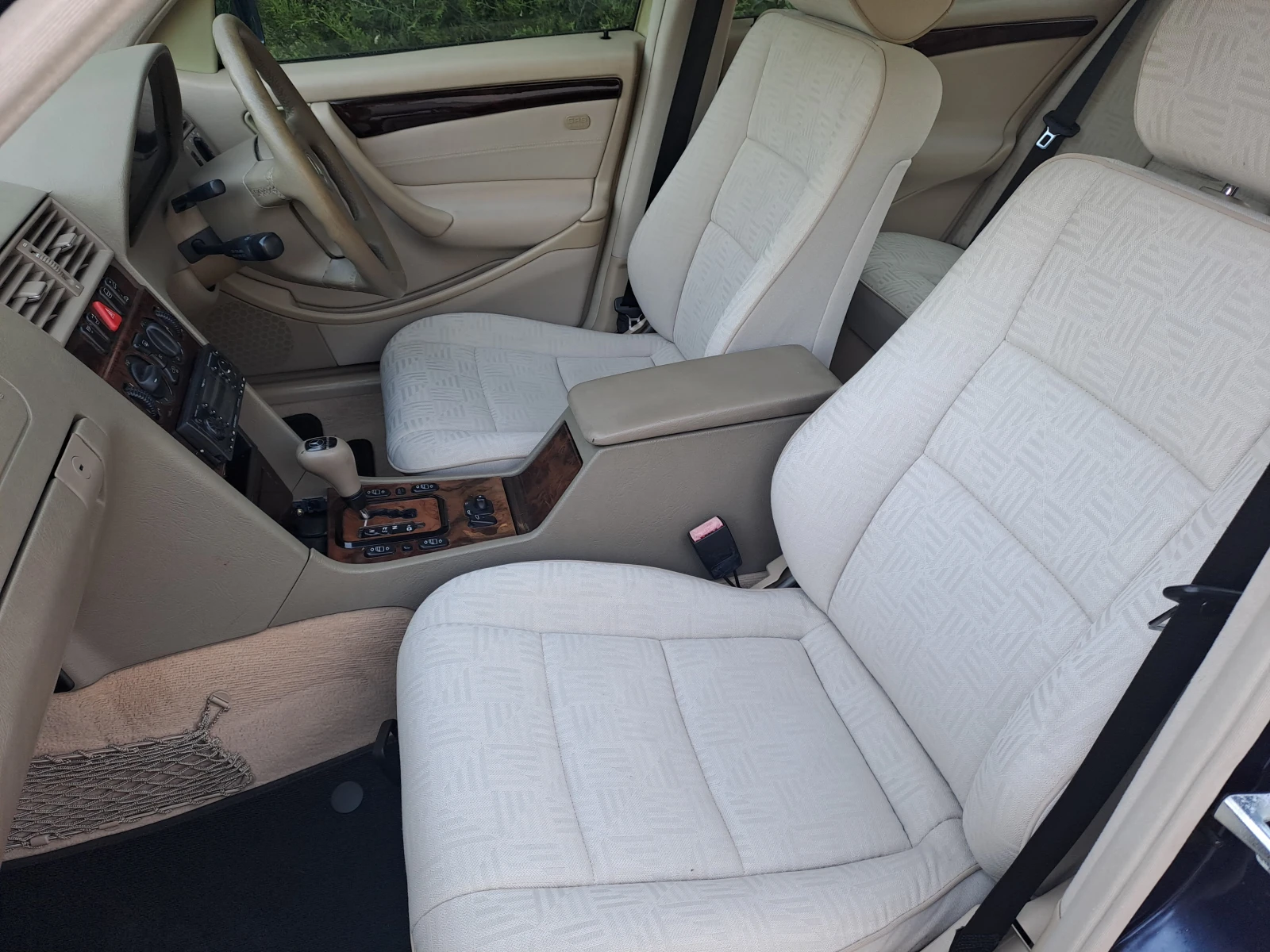 Mercedes-Benz C 200  - изображение 6