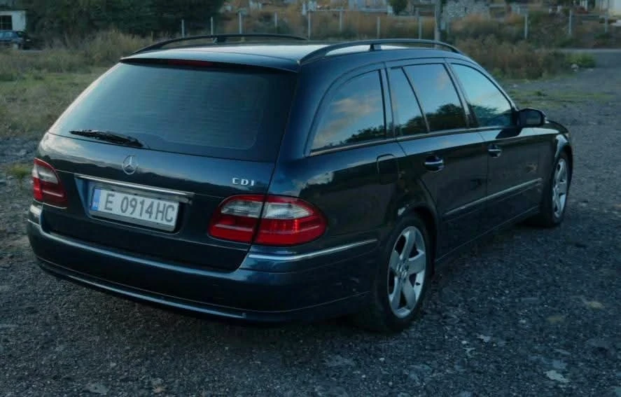 Mercedes-Benz E 320  - изображение 6