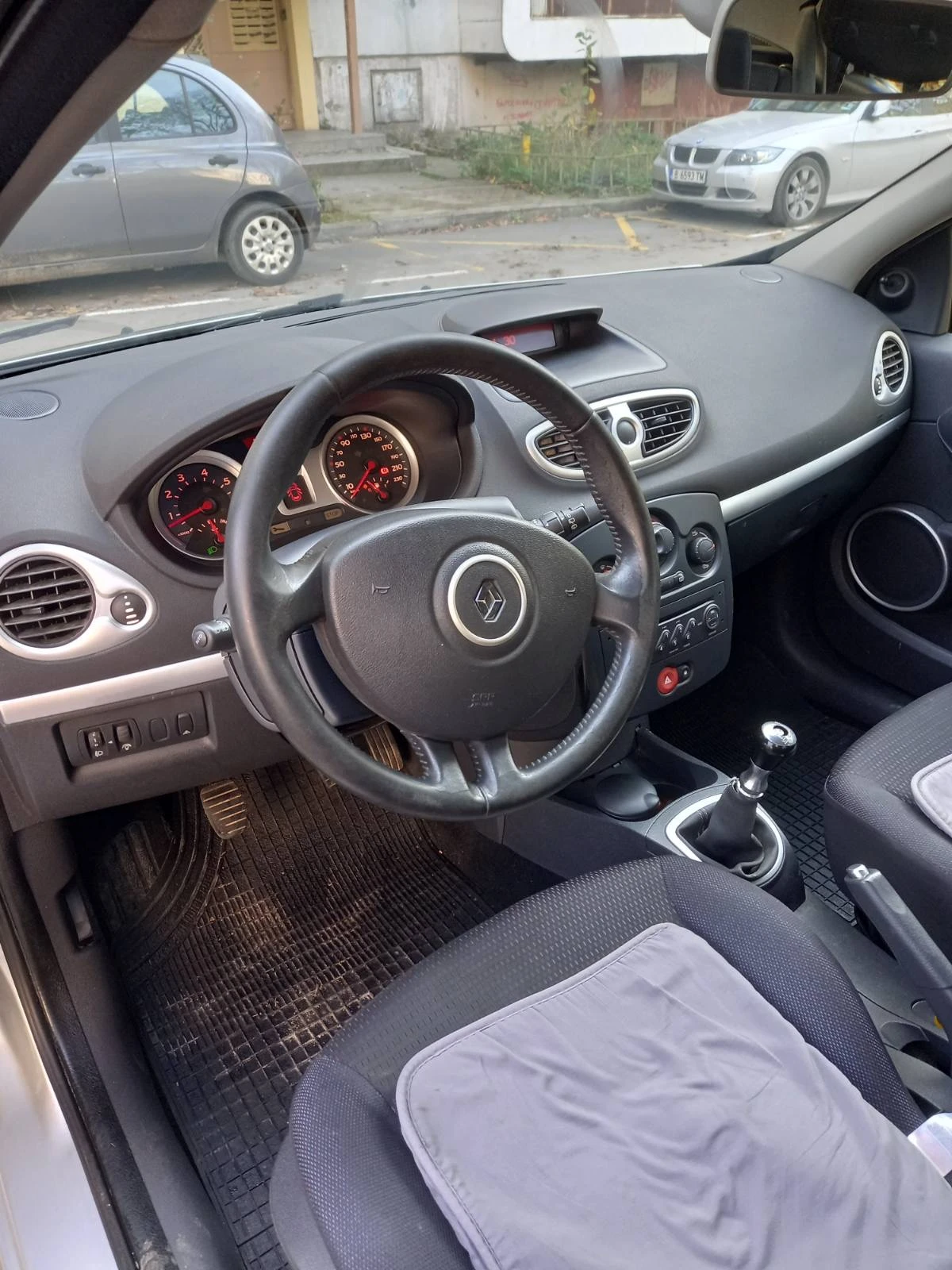Renault Clio 1.6 - изображение 9
