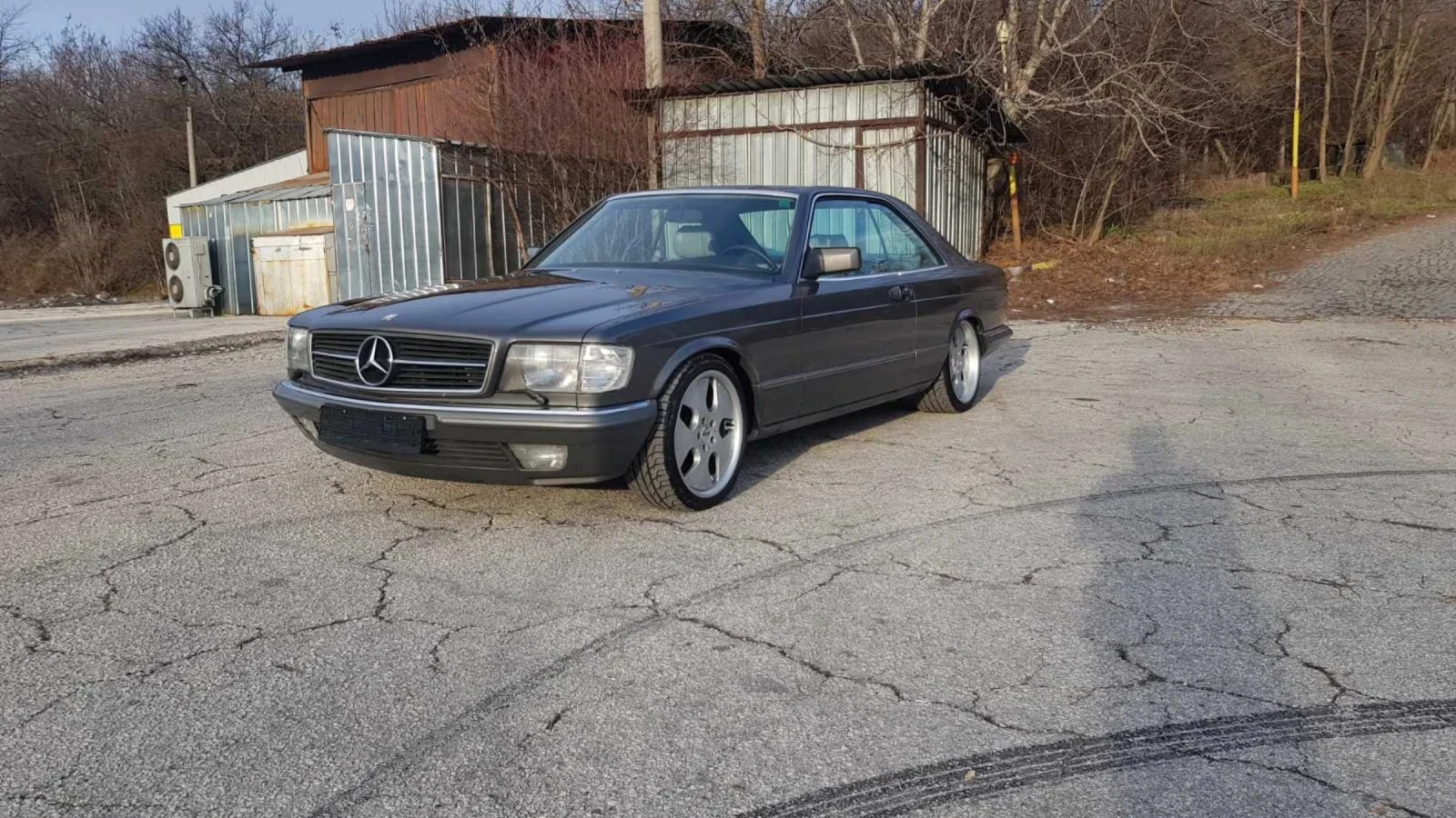 Mercedes-Benz 380 3.8 бензин купе - изображение 2