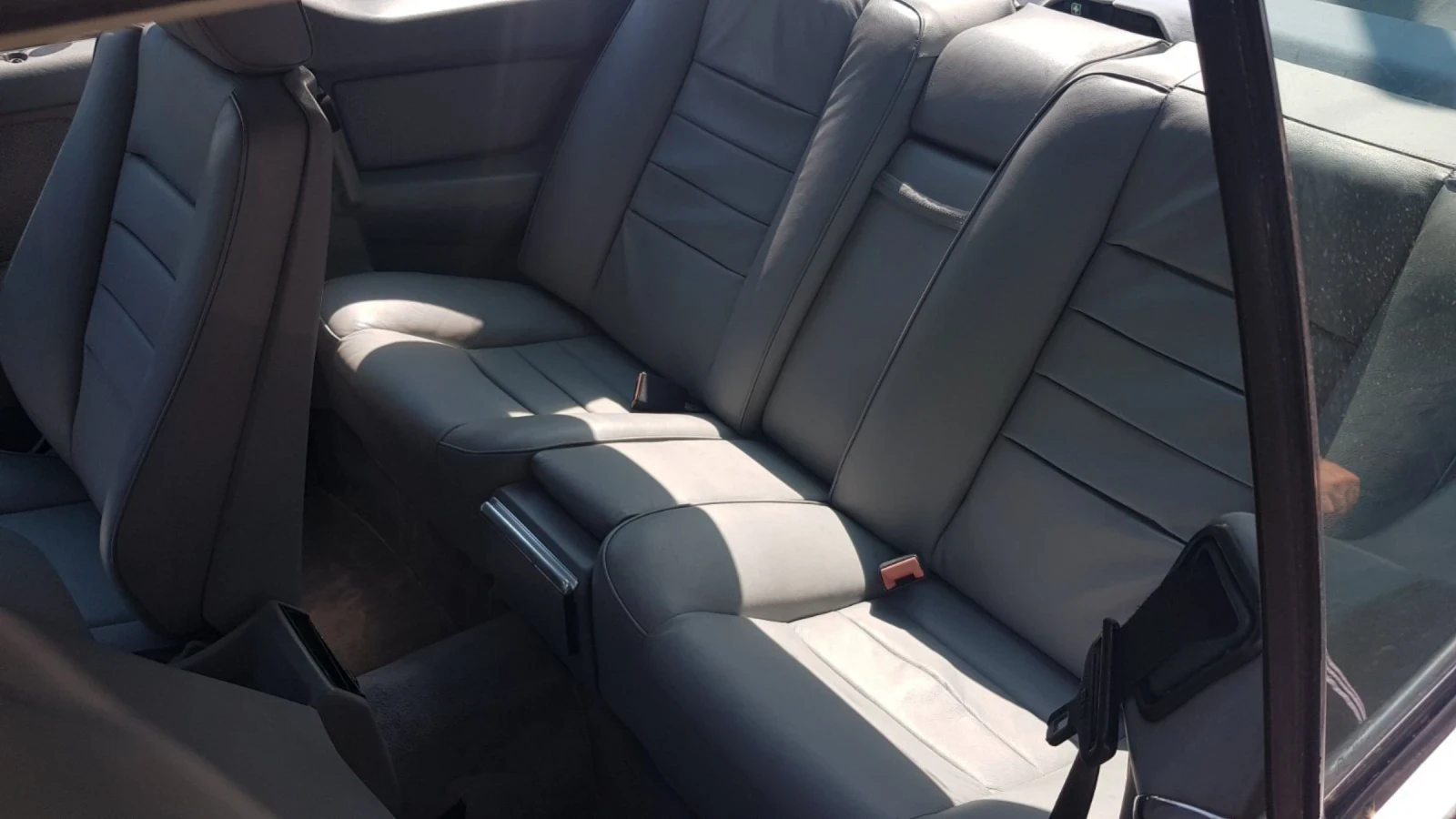 Mercedes-Benz 380 3.8 бензин купе - изображение 9