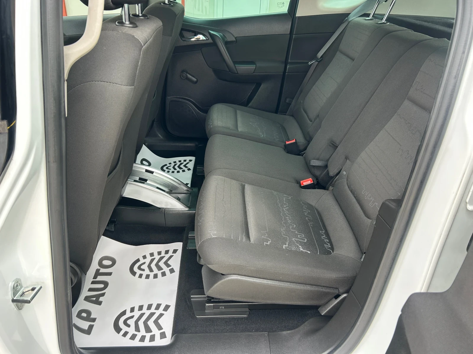 Opel Meriva * 1.4i* 120к.с* ГАЗ* , снимка 10 - Автомобили и джипове - 54264500