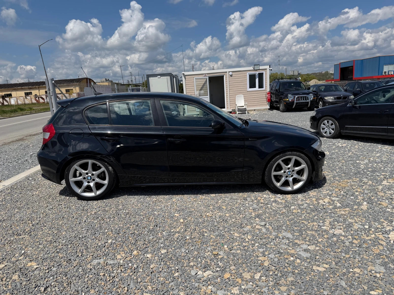 BMW 120, снимка 4 - Автомобили и джипове - 54397031