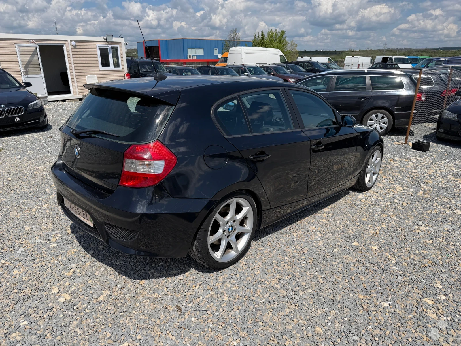 BMW 120, снимка 6 - Автомобили и джипове - 54397031
