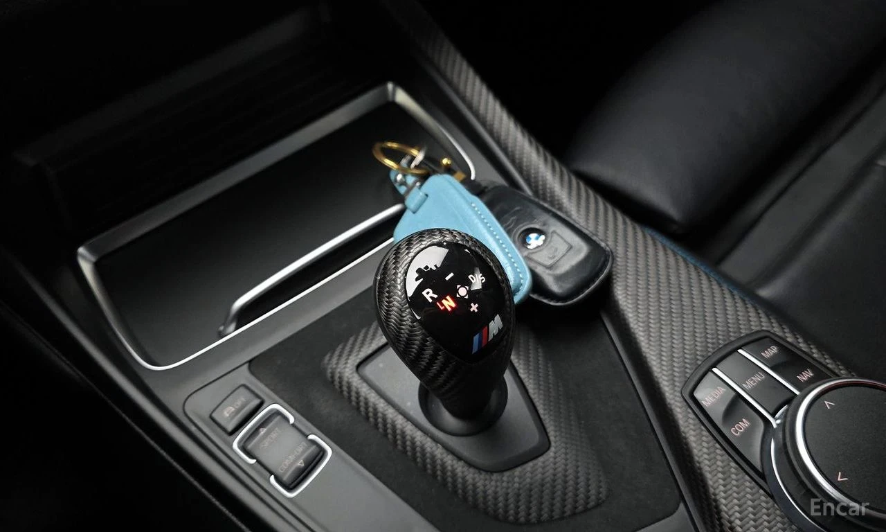BMW M2 HARMON* KARDON* 360КАМЕРА* МЪРТВА* ТОЧКА* ПОДГРЕВ*, снимка 11 - Автомобили и джипове - 55100930