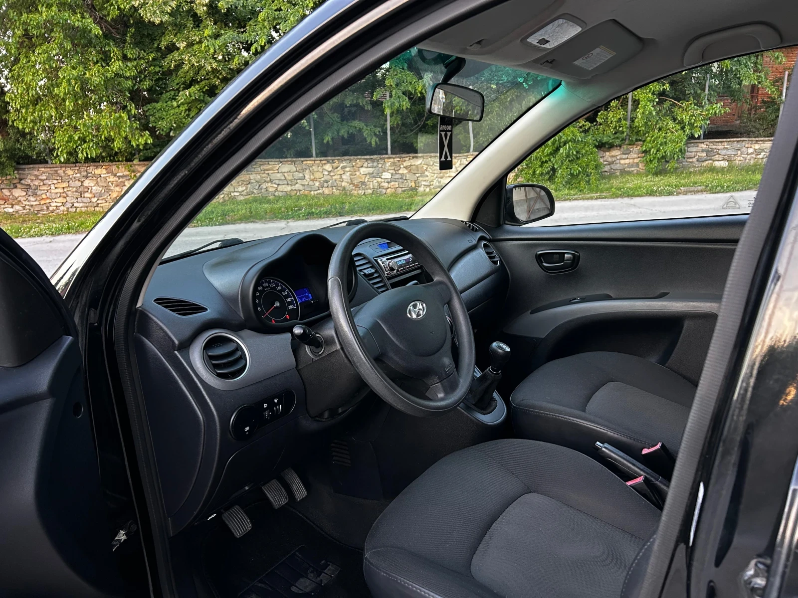 Hyundai I10 1.1i 70к.с.* FACELIFT* ДВА КЛЮЧА* , снимка 9 - Автомобили и джипове - 55269408