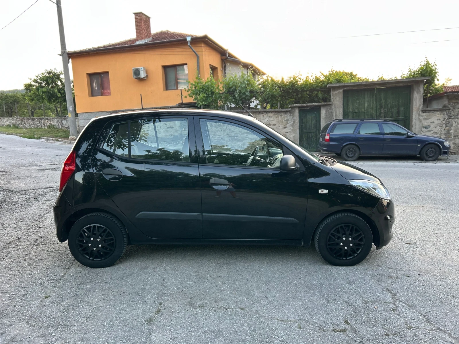 Hyundai I10 1.1i 70к.с.* FACELIFT* ДВА КЛЮЧА* , снимка 6 - Автомобили и джипове - 55269408