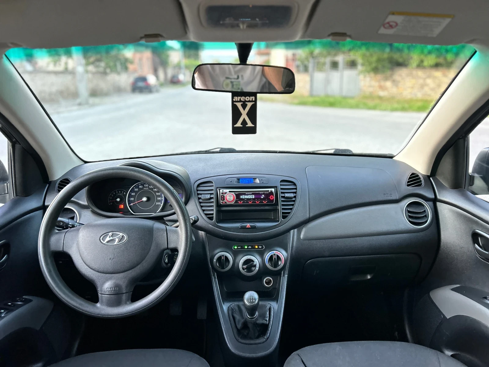 Hyundai I10 1.1i 70к.с.* FACELIFT* ДВА КЛЮЧА* , снимка 11 - Автомобили и джипове - 55269408
