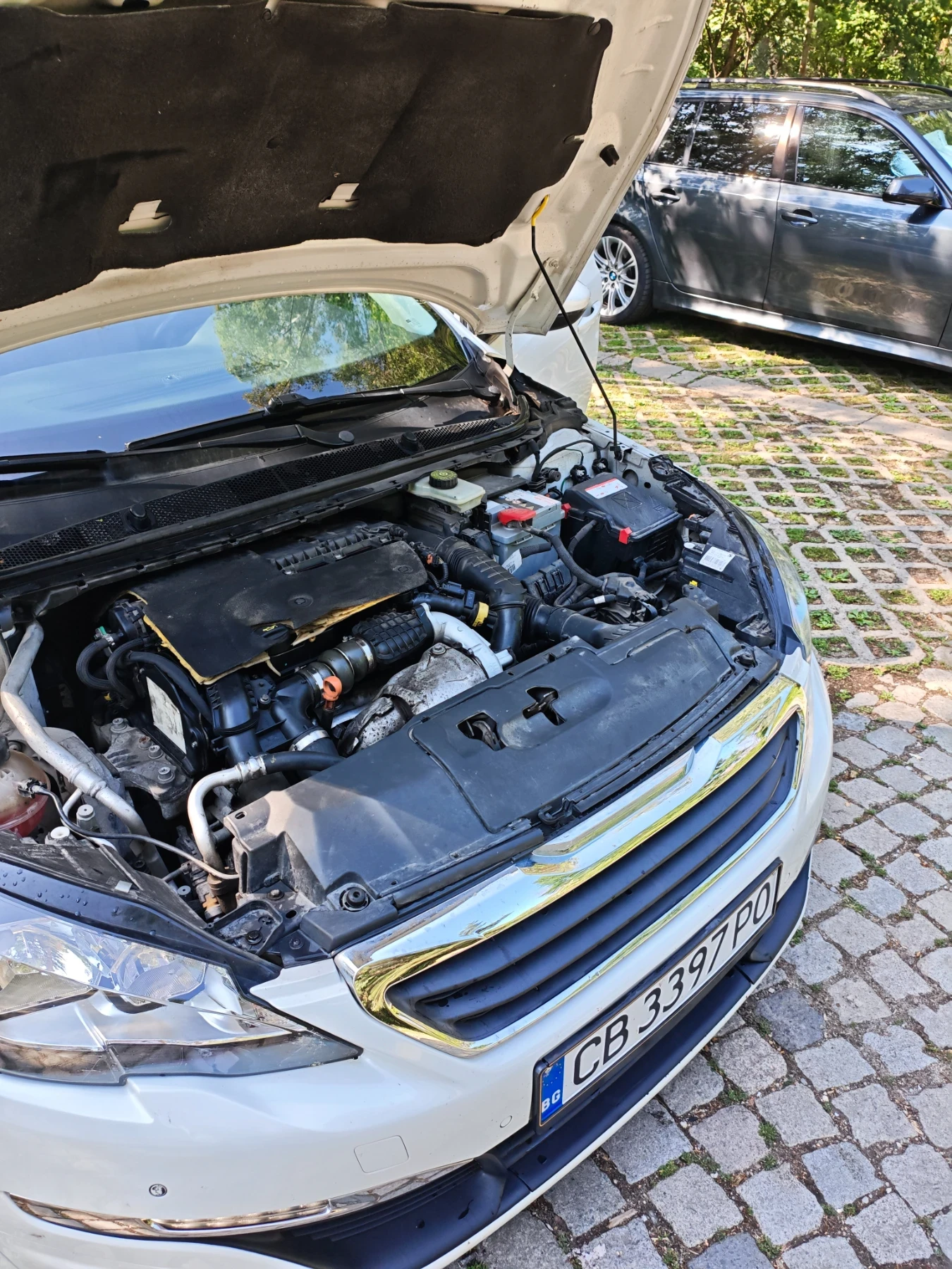 Peugeot 308 1.6 blu hdi GT, снимка 14 - Автомобили и джипове - 55381574
