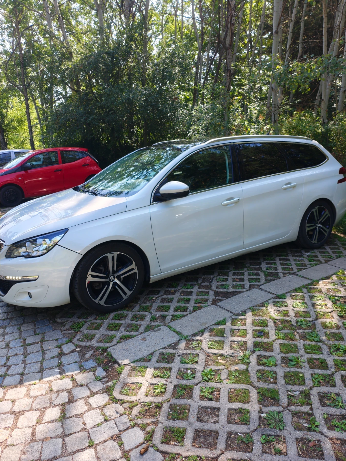 Peugeot 308 1.6 blu hdi GT, снимка 3 - Автомобили и джипове - 55381574
