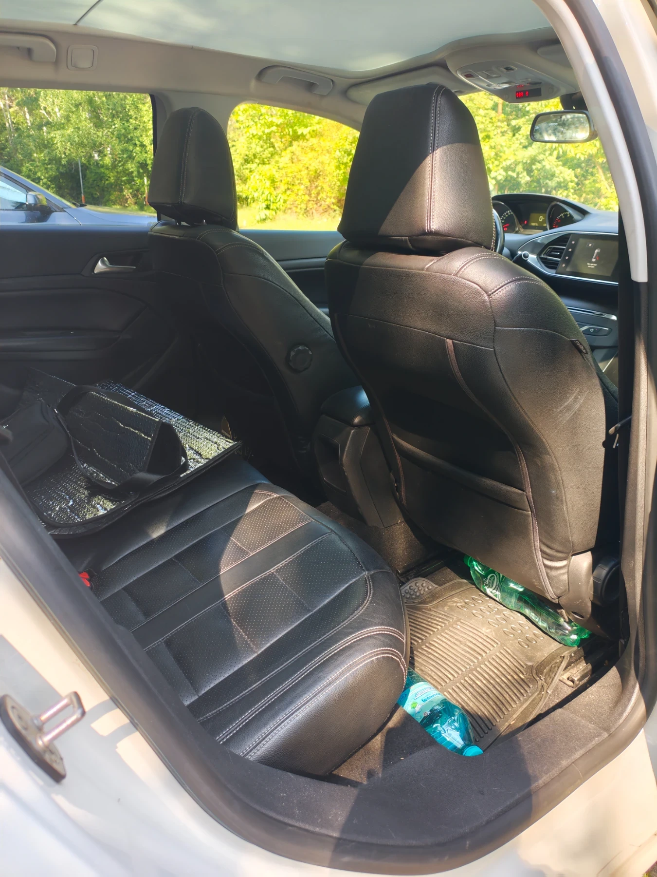 Peugeot 308 1.6 blu hdi GT, снимка 13 - Автомобили и джипове - 55381574