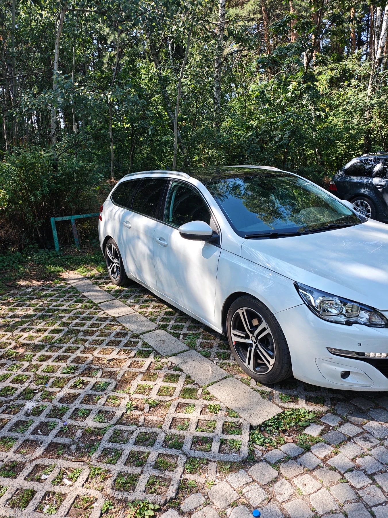 Peugeot 308 1.6 blu hdi GT, снимка 6 - Автомобили и джипове - 55381574