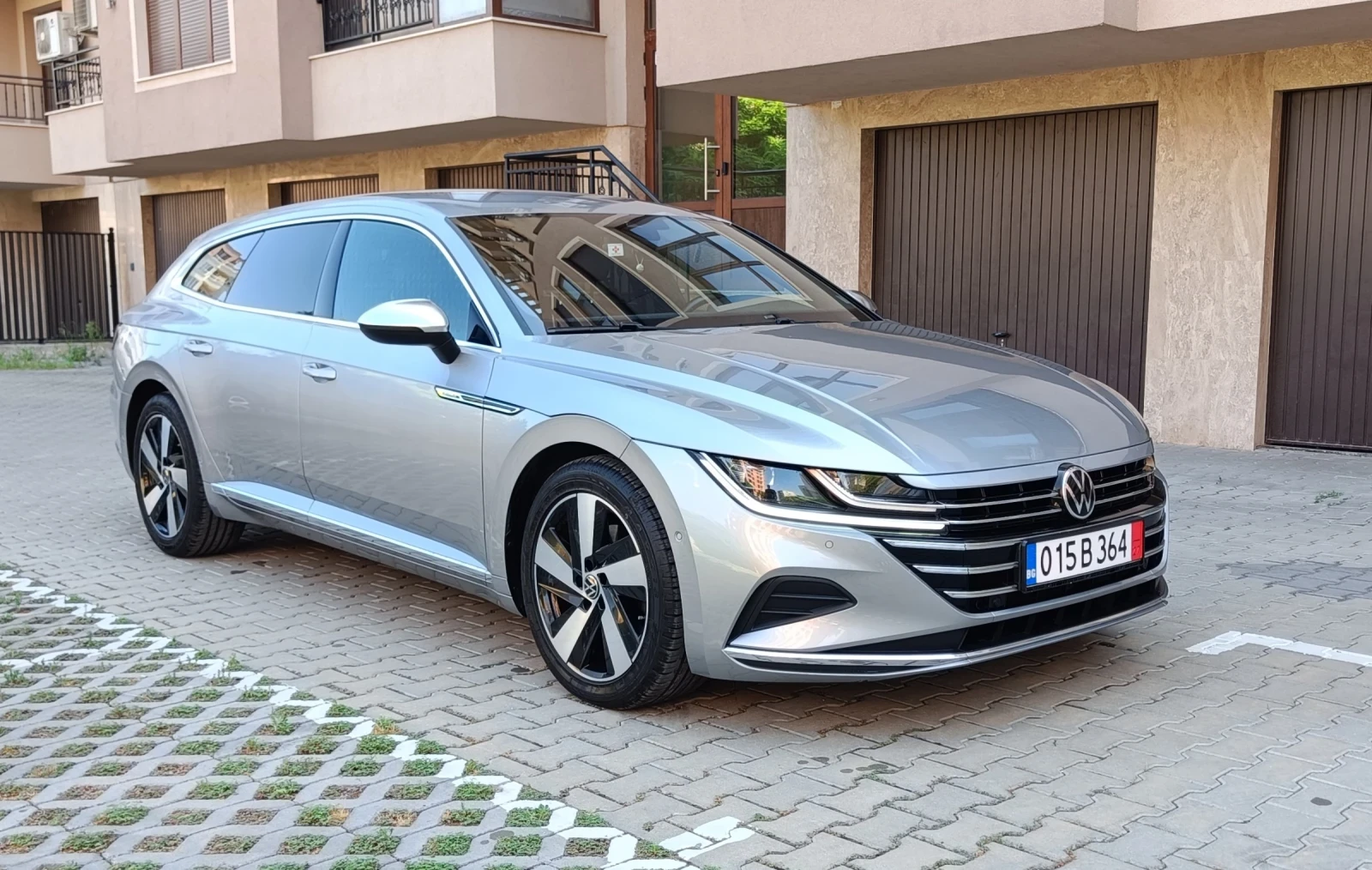 VW Arteon 2.0TDI/IQ Light/SB, снимка 5 - Автомобили и джипове - 56063938