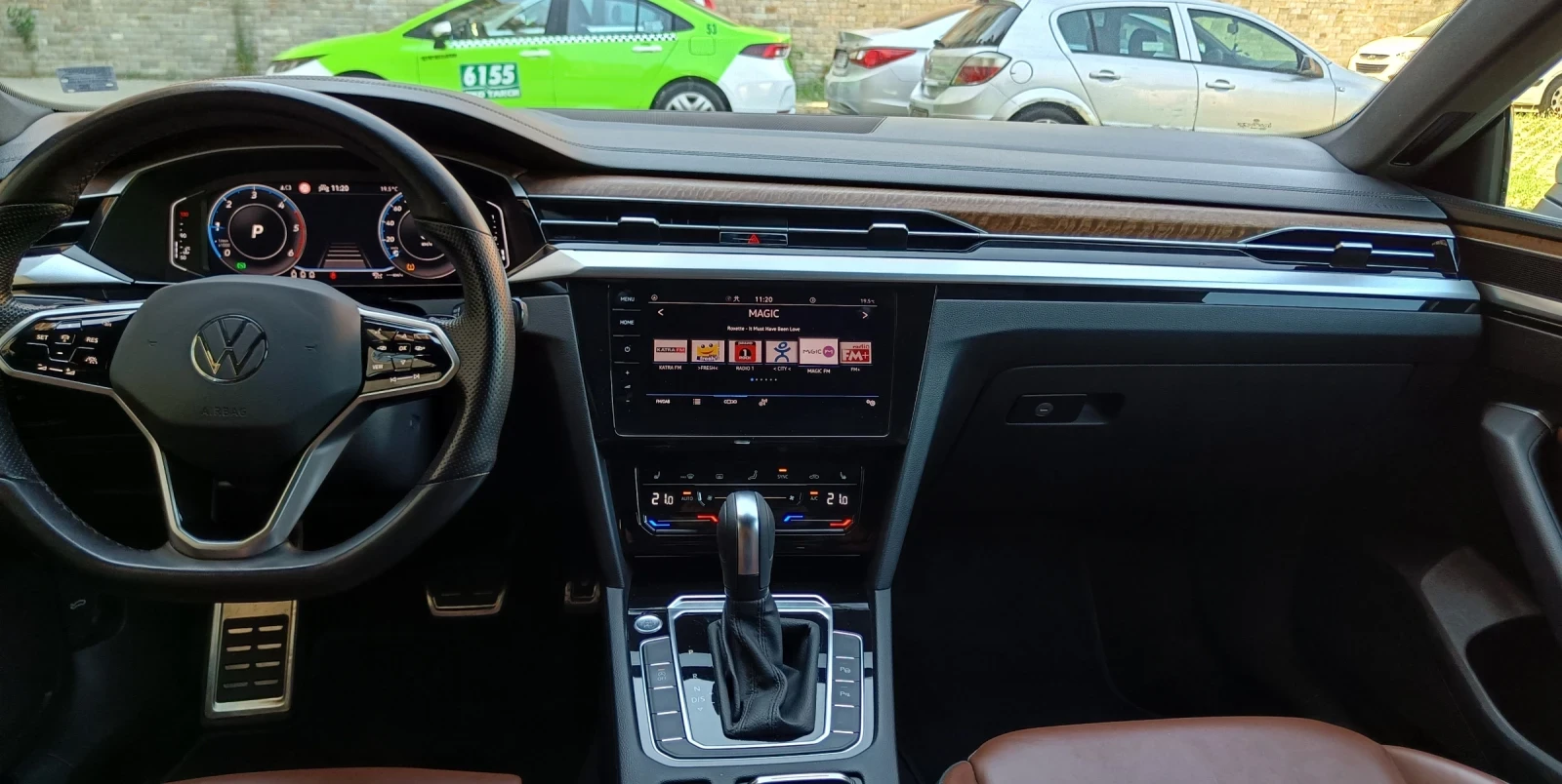 VW Arteon 2.0TDI/IQ Light/SB, снимка 9 - Автомобили и джипове - 56063938