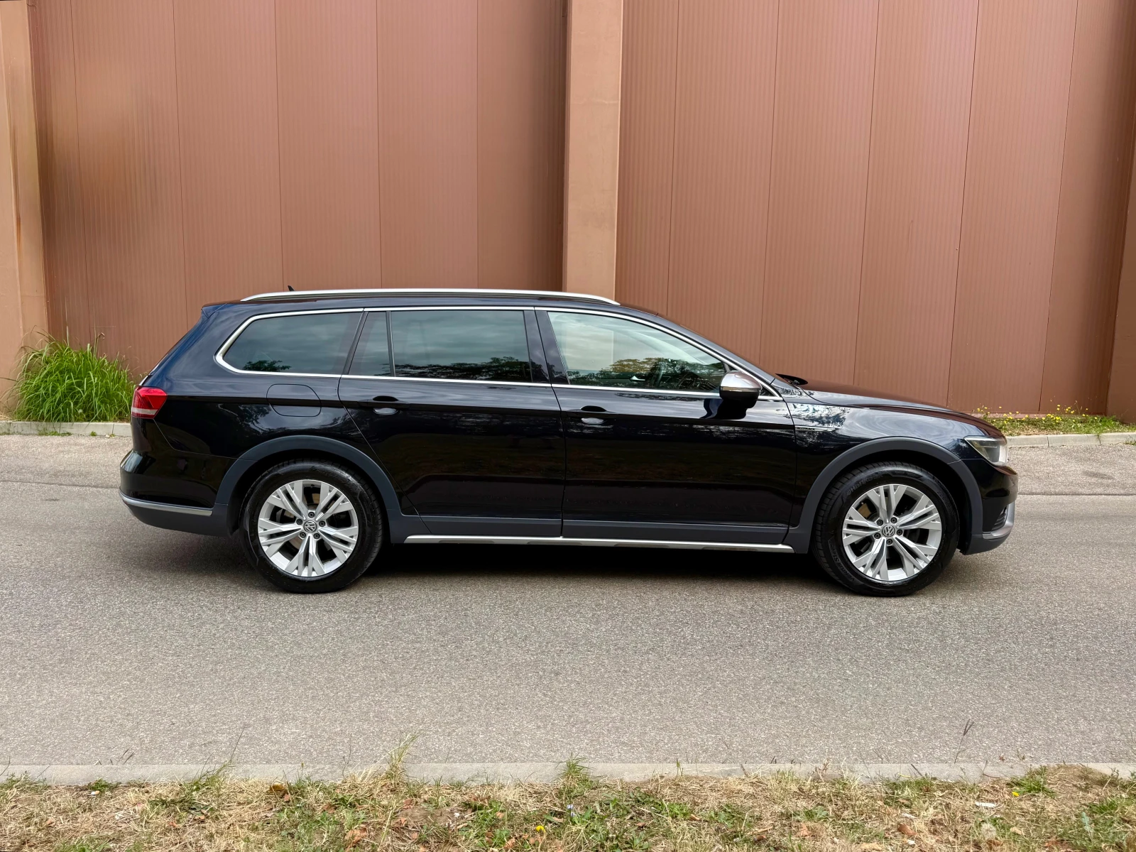 VW Alltrack 4MOTION| 190 к.с.| DSG| PANORAMA| MASSAGE ГАРАНЦИЯ, снимка 5 - Автомобили и джипове - 56088214