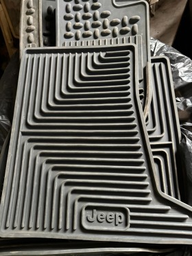 Jeep Grand cherokee 5.7 8 лети джанти+ Prins LPG+ MagnaFlow, снимка 15