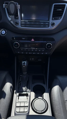 Hyundai Tucson 4x4 БЕЗ ЗАБЕЛЕЖКИ   БЕЗ РАЗХОДИ   FULL+ FULL - 16900 € / 33053.53 лв. - 93198686 10