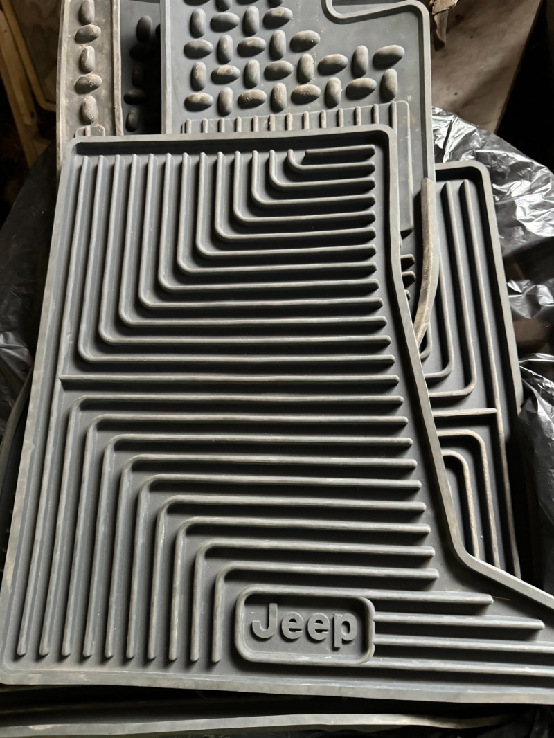 Jeep Grand cherokee 5.7 8 лети джанти+ Prins LPG+ MagnaFlow, снимка 15 - Автомобили и джипове - 46291580
