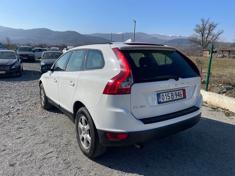 Volvo XC60 2.4 D5, снимка 2 - Автомобили и джипове - 49098700