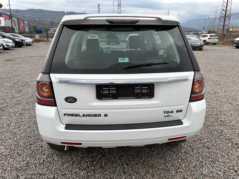 Land Rover Freelander  FACELIFT 2.2TD4 SE-150k.c. 4WD, снимка 5 - Автомобили и джипове - 53030233