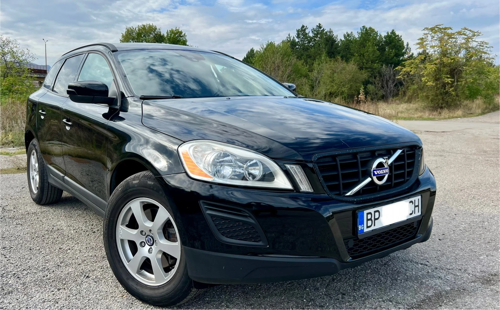 Volvo XC60 D3 - изображение 3