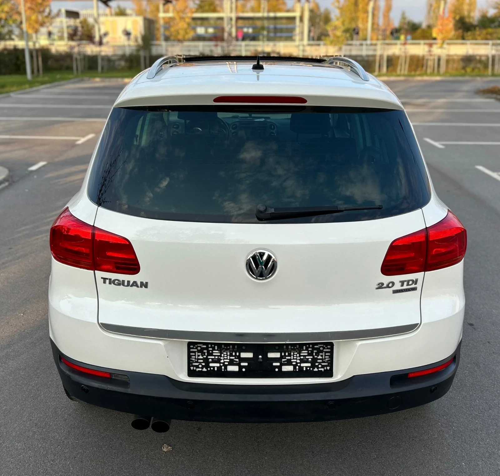 VW Tiguan * 2.0TDI* 4Motion* Navi* Camera* Panorama*  - изображение 5