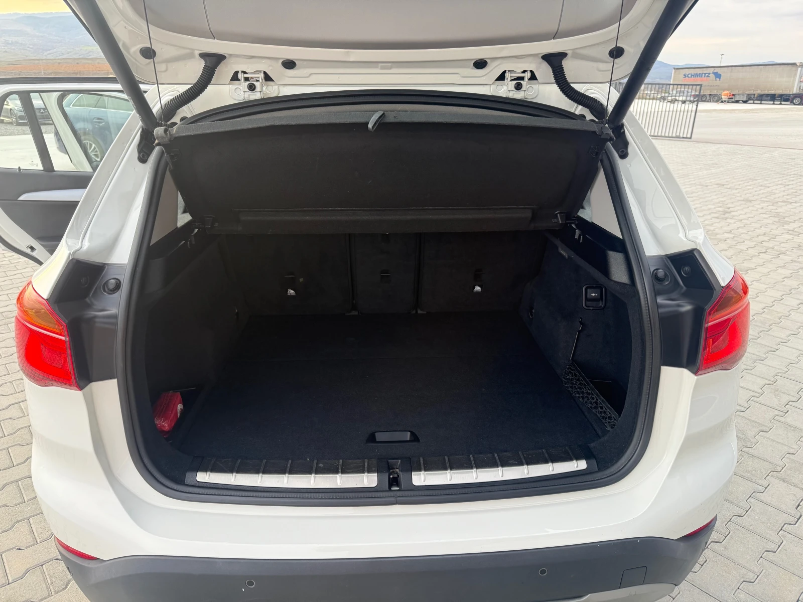 BMW X1 180xd Собствен лизинг !!!, снимка 16 - Автомобили и джипове - 53928162