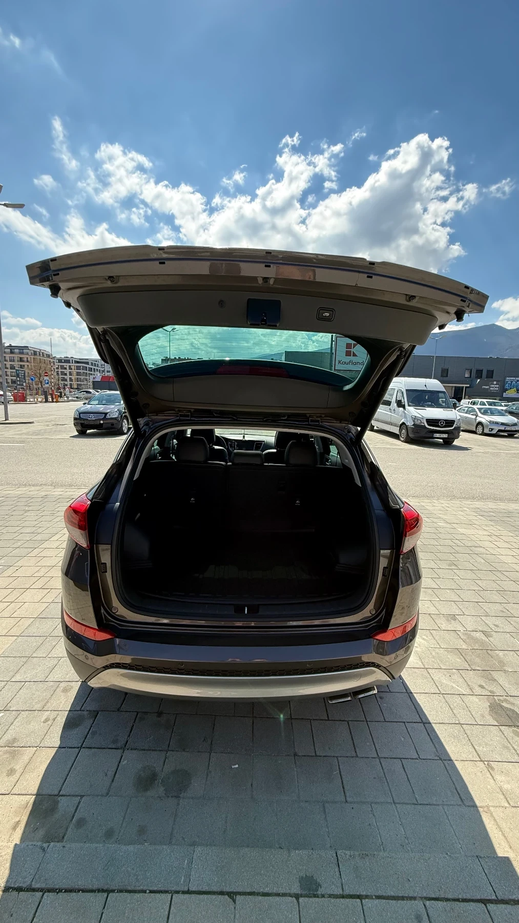 Hyundai Tucson 4x4 БЕЗ ЗАБЕЛЕЖКИ   БЕЗ РАЗХОДИ   FULL+ FULL, снимка 15 - Автомобили и джипове - 54100132