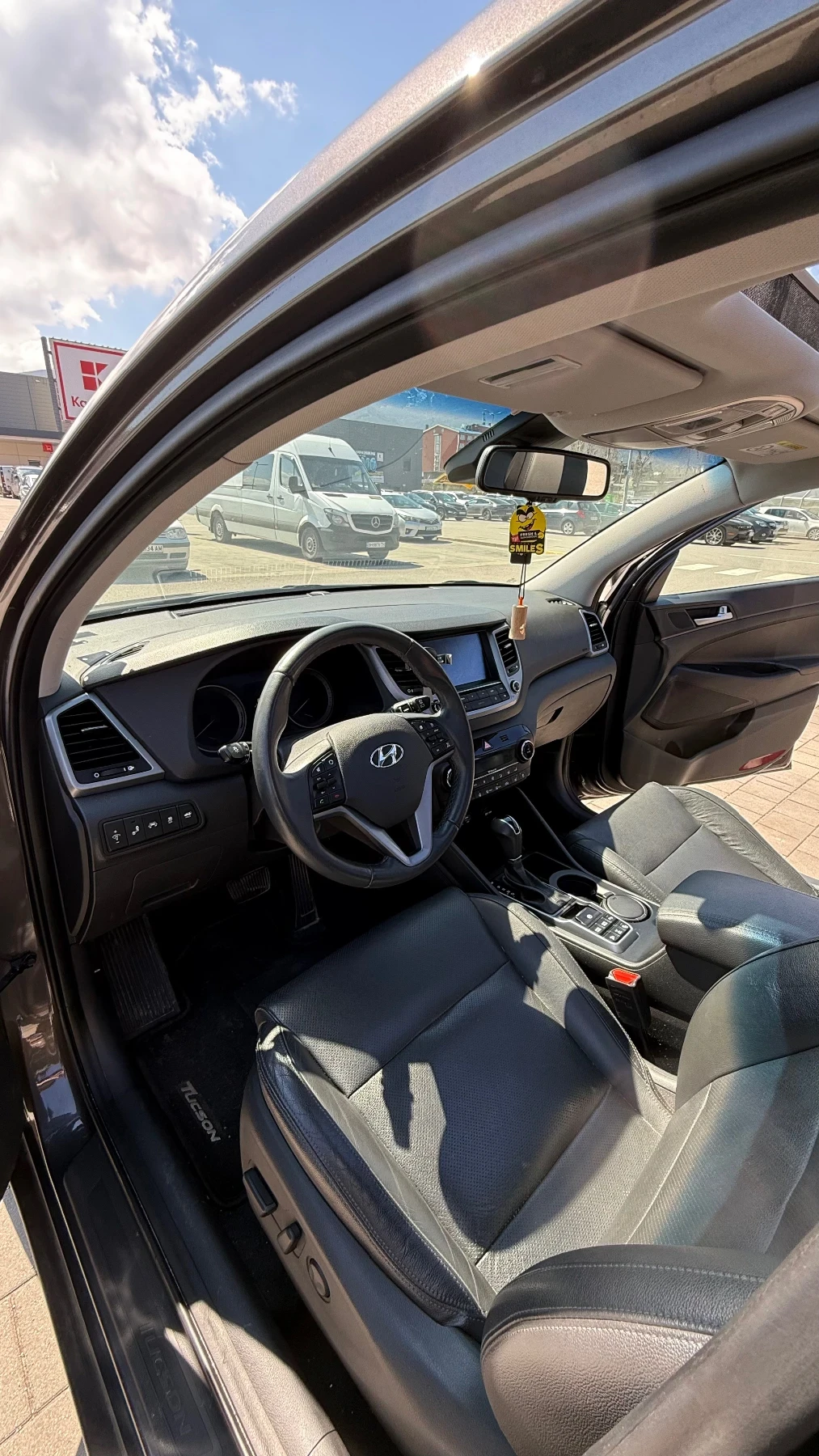 Hyundai Tucson 4x4 БЕЗ ЗАБЕЛЕЖКИ   БЕЗ РАЗХОДИ   FULL+ FULL, снимка 16 - Автомобили и джипове - 54100132