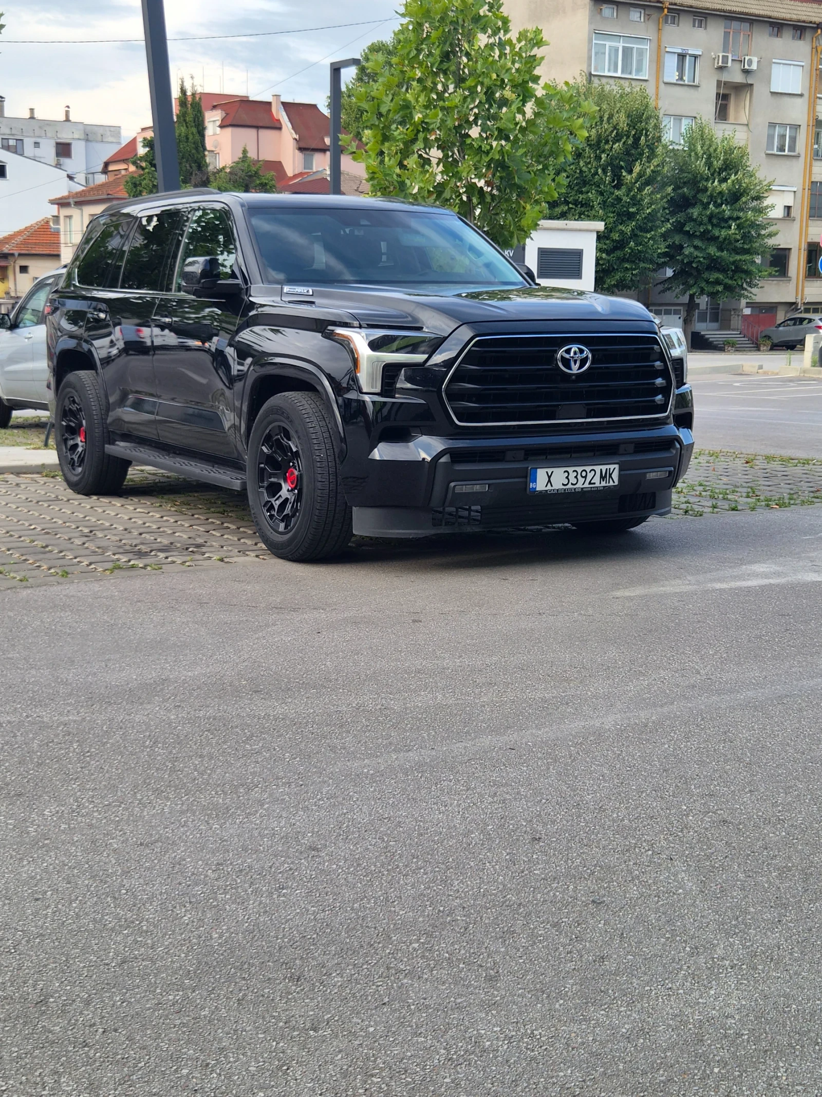 Toyota Sequoia, снимка 12 - Автомобили и джипове - 55880763