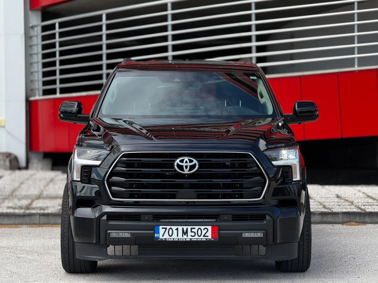 Toyota Sequoia
