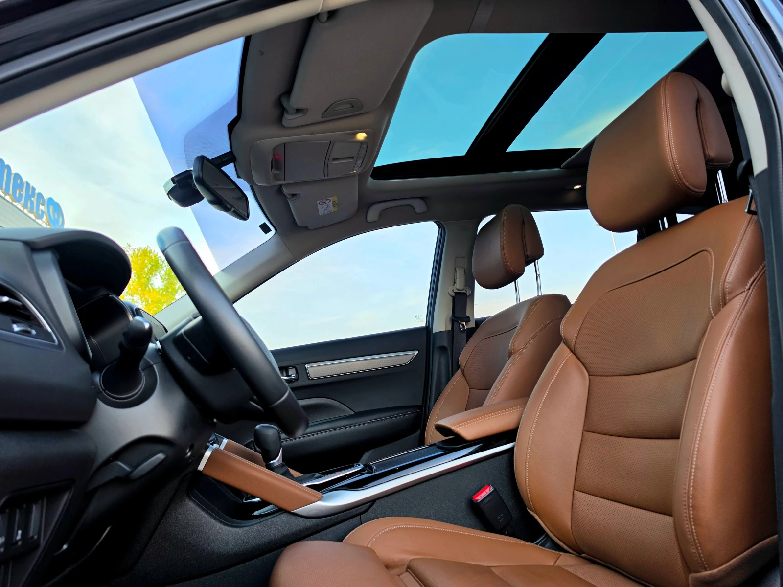 Renault Koleos 2.5 4×4 LIMITED EDITION, снимка 10 - Автомобили и джипове - 54250232