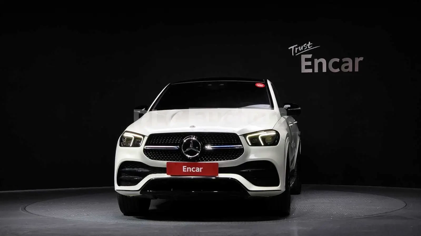 Mercedes-Benz GLE 400 ДИСТРОНИК * ОБДУХВАНЕ * HEAD-UP * BURMESTER, снимка 3 - Автомобили и джипове - 54997405