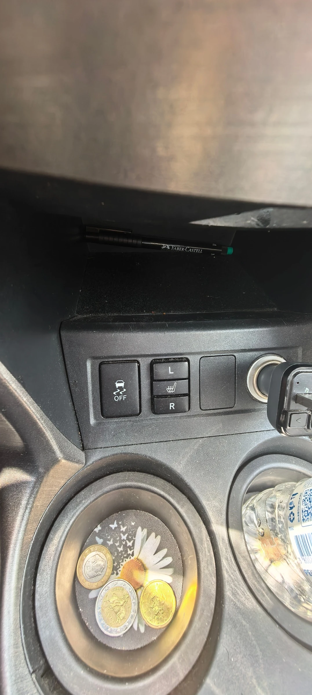 Toyota Rav4, снимка 6 - Автомобили и джипове - 55436765