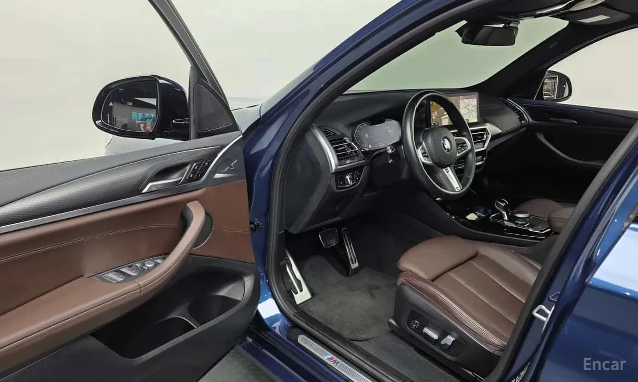 BMW X3 20 i / 360 / DIS / ЛАЗЕРИ / ОБДУХВАНЕ, снимка 10 - Автомобили и джипове - 55770120