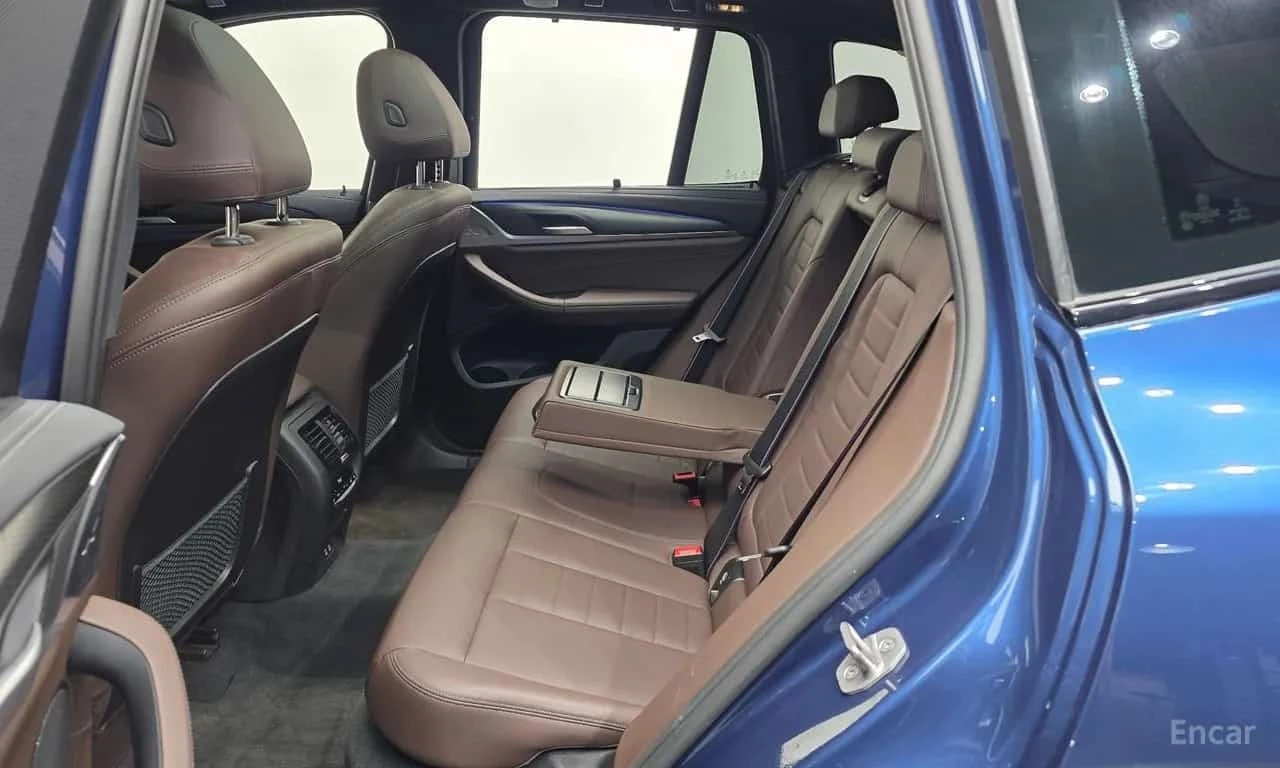 BMW X3 20 i / 360 / DIS / ЛАЗЕРИ / ОБДУХВАНЕ, снимка 12 - Автомобили и джипове - 55770120
