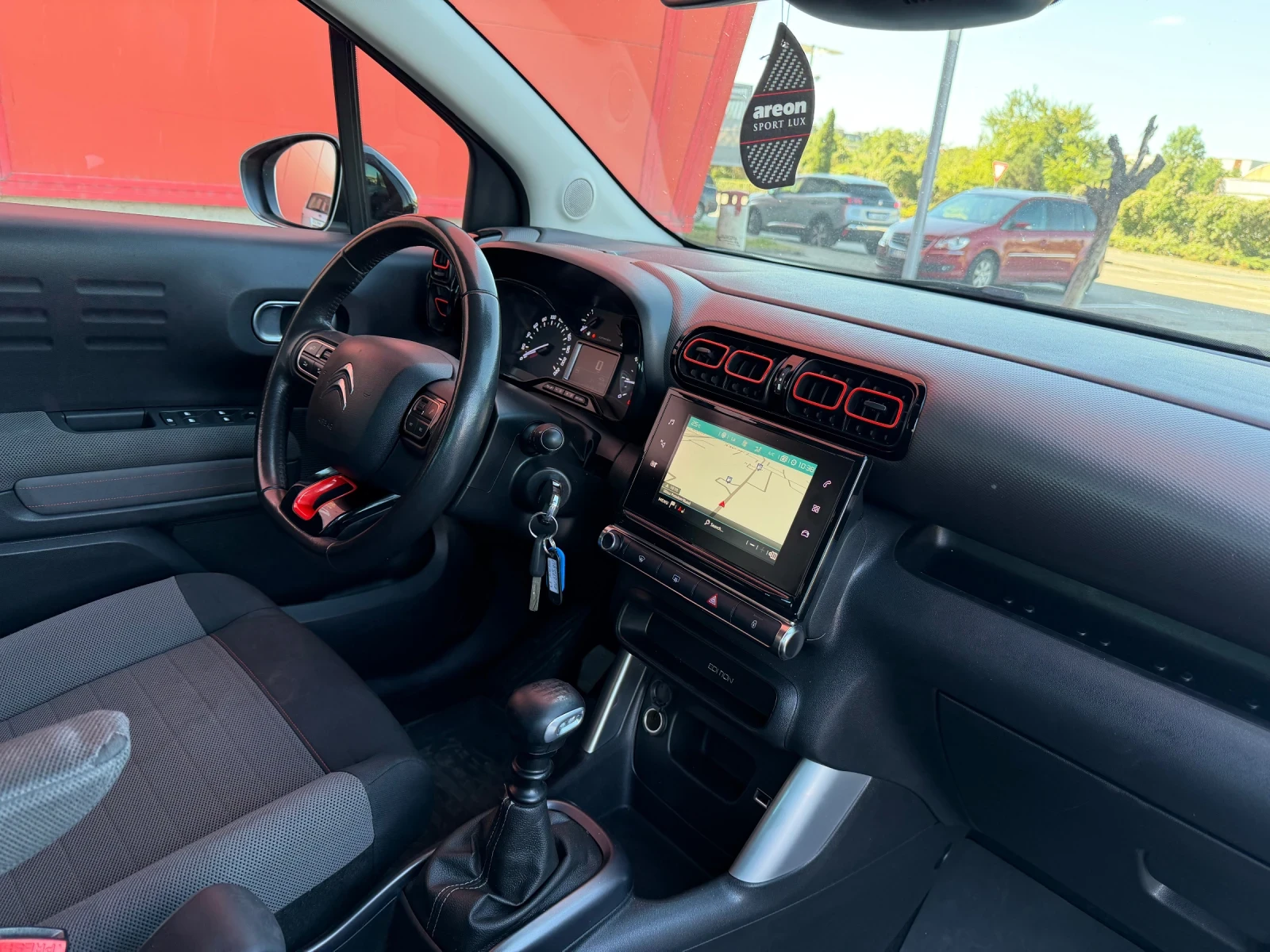 Citroen C3 Aircross 1.6HDI* LED* ПРОМО, снимка 14 - Автомобили и джипове - 55974219